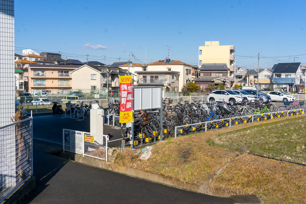 忍ケ丘駅-2202091