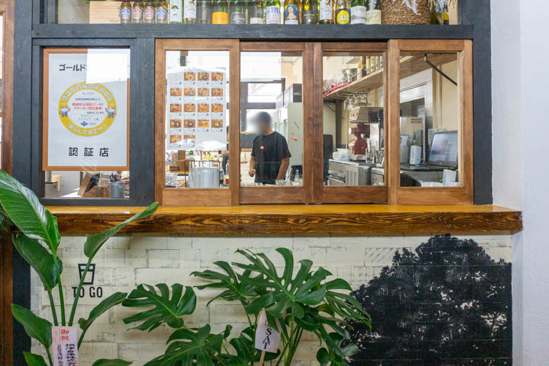 アクティブスクウェア 大東につくってたフレンチバル Zelkova Cafe がオープンしてる 大東つーしん