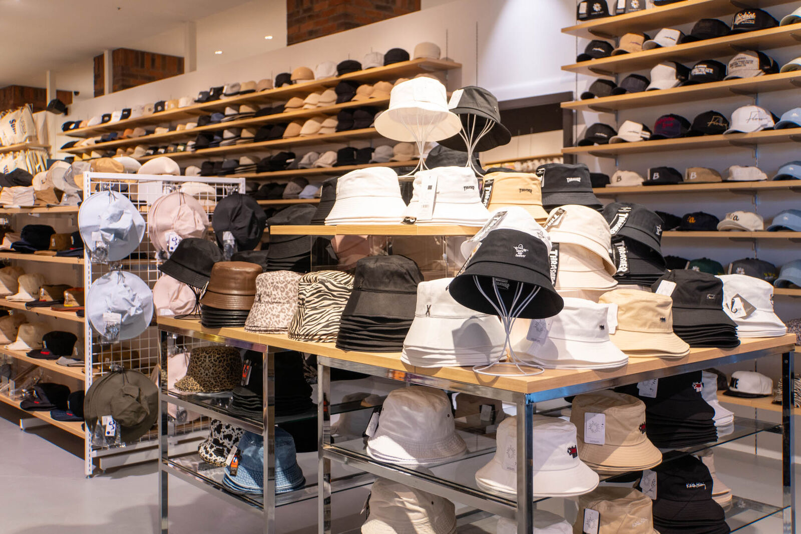 フロアガイド 100枚 百貨店 イオン 処分価格 イオンスタイル戸塚