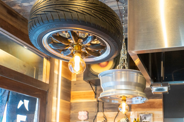 スタンド鉄ジロ20240516165132