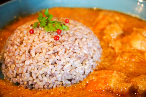 裸足のマミさんの店-2023020817