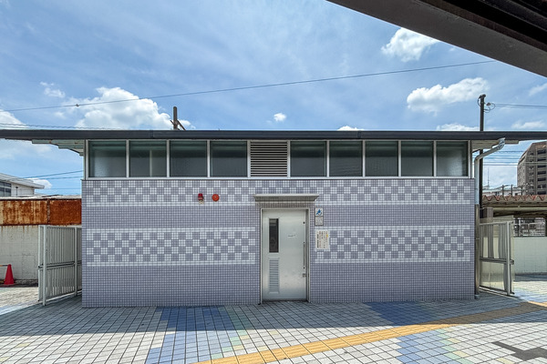 高槻市富田町 JR摂津富田駅公衆トイレ2