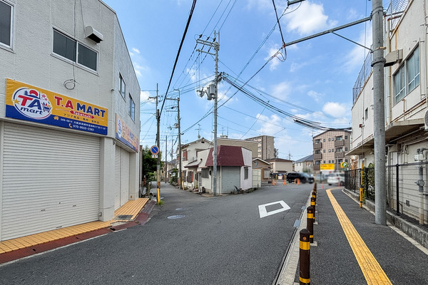 高槻市富田町　T.AMART1