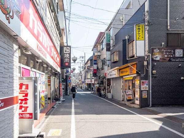 高槻市高槻町 お酒の美術館 高槻本通り