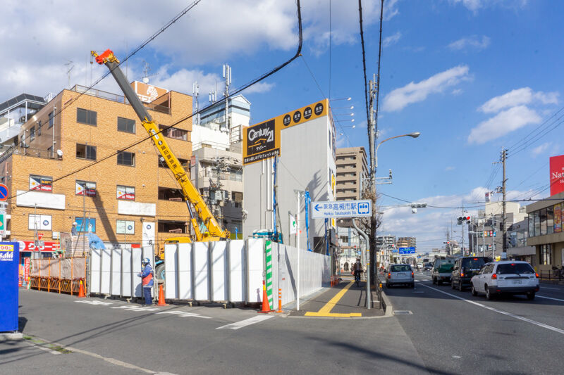 阪急高槻市駅ちかくに8階建てのホテルつくってる 高槻つーしん 阪急高槻市駅ちかくに8階建てのホテルつくってる 高槻つーしん