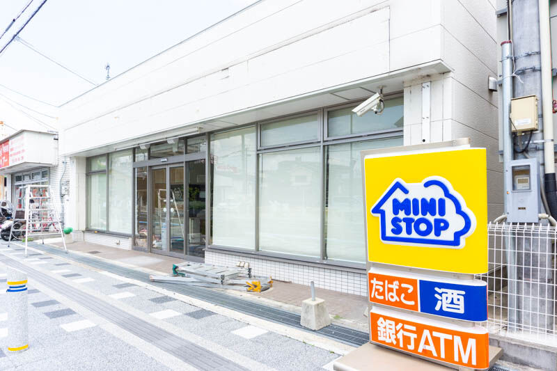 阪急富田駅ちかくのミニストップが閉店してる 高槻つーしん