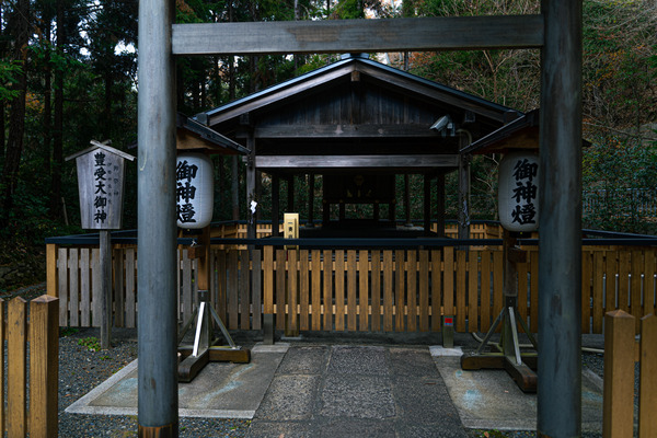 摂津一の宮神社-20122116