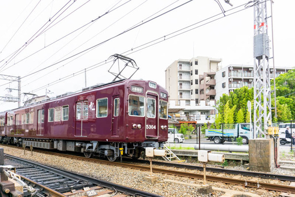 阪急電車-202105121