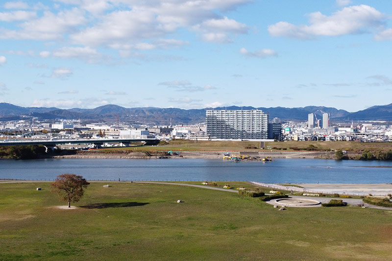 枚方大橋そばの淀川河川敷で国土強靭化対策工事してる 高槻つーしん