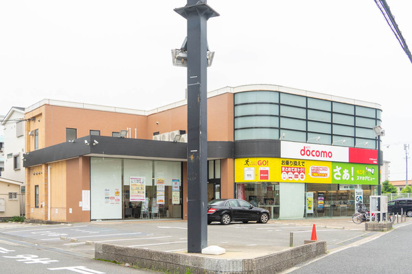 ドコモ-2306151