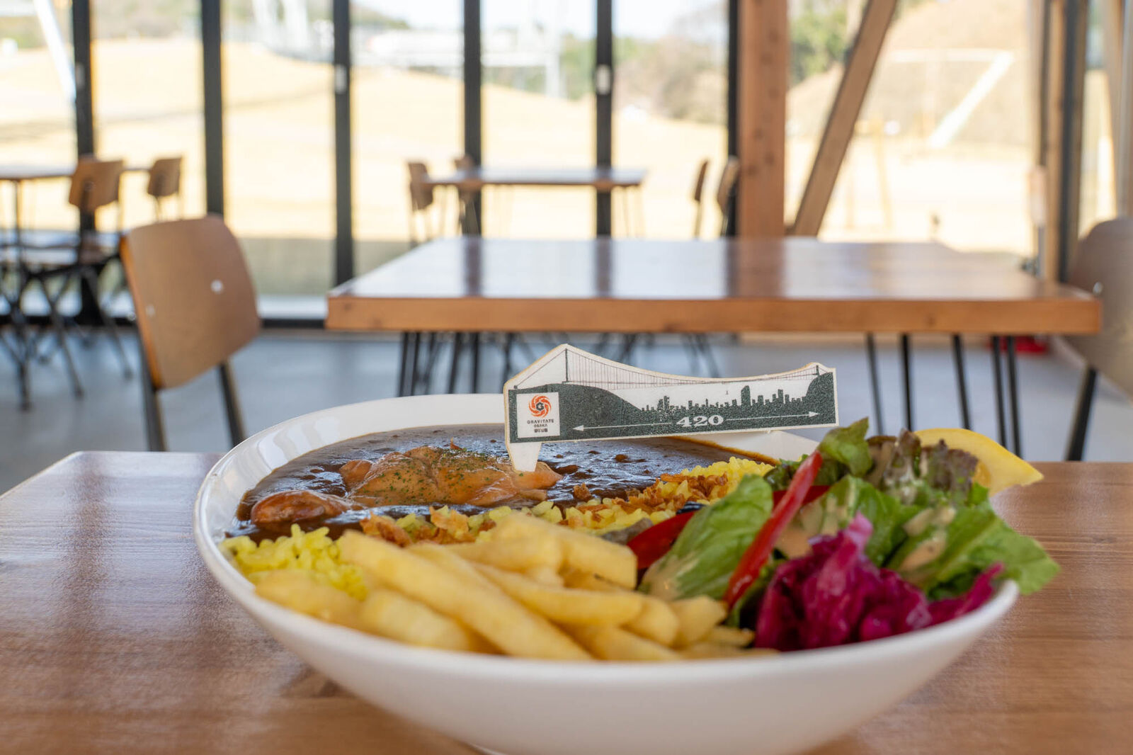420CAFE」の『安威川DAMカレー』(GRAVITATE OSAKA)【たかつ 420CAFE」の『安威川DAMカレー』(GRAVITATE OSAKA)【たかつ