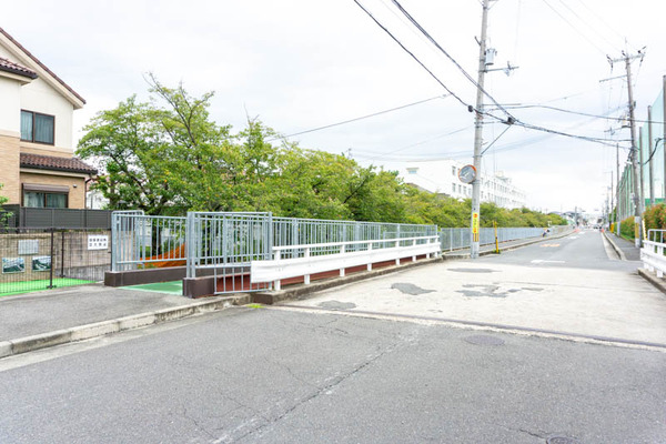 高槻南高校跡芝生町-202109161