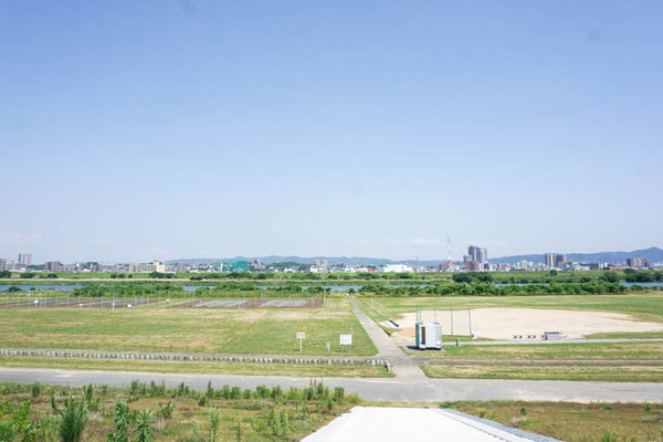 三島江地区河川敷公園-202206024