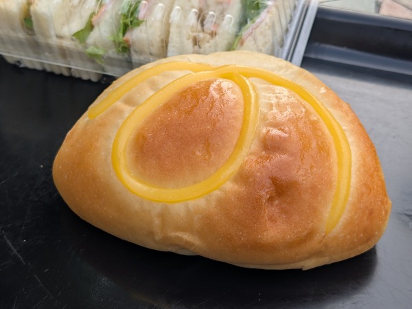 PXL_20251210_010420691