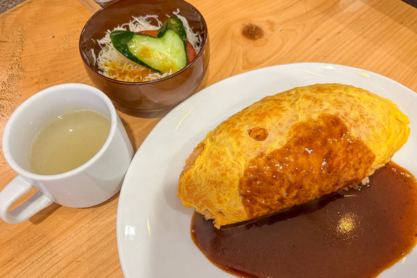 「洋食 FUKUMIMI」の『オムライス』（高槻市富田町）【たかつーグルメ】