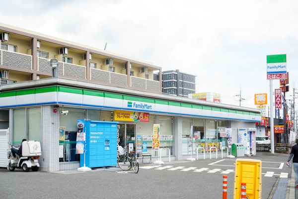 ファミリーマート古曽部-202206222