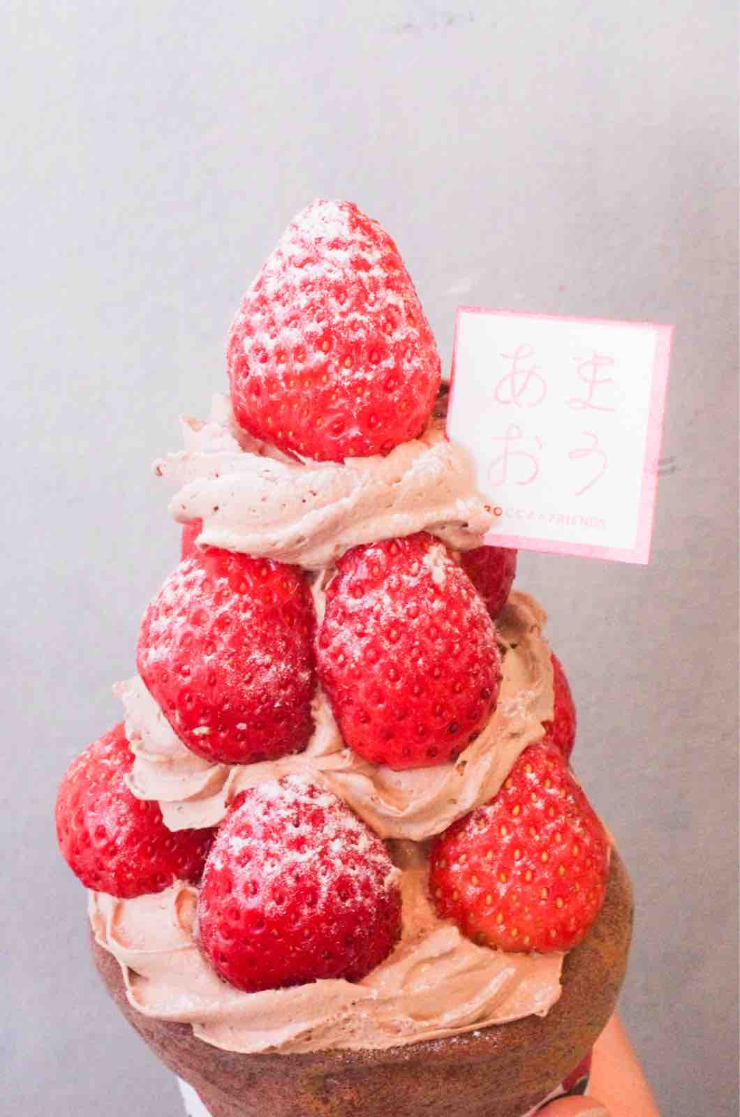 ROCCA & FRIENDS CREPERIE」の『あまおうのショートケーキ』（高槻市