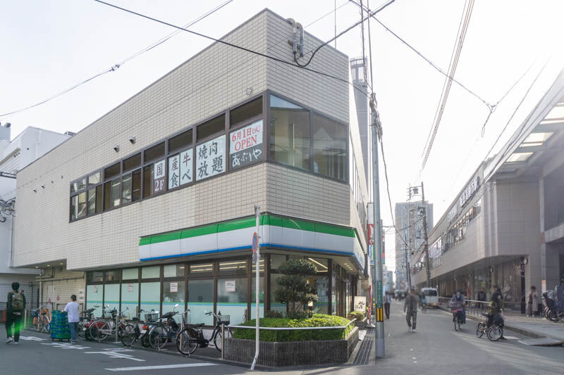 阪急高槻市駅前につくってる焼肉食べ放題のお店 あぶりや の開店日は6月1日 風月とファミマの上 高槻つーしん