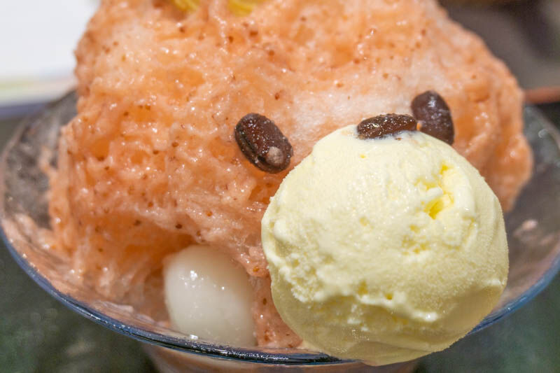 京都 錦もちつき屋」の『うさぎかき氷』（高槻市高槻町）【たかつ