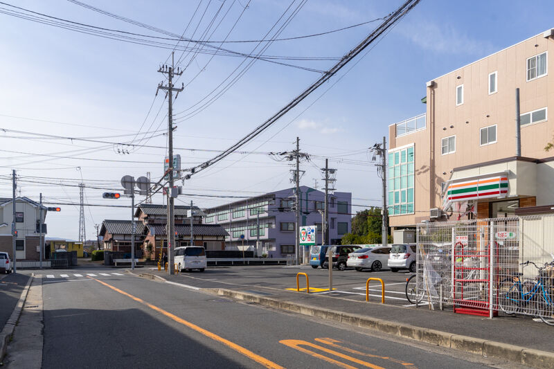 竹の内町のセブンイレブンがリニューアルオープンしてる。レジの支払いがセルフに 高槻つーしん