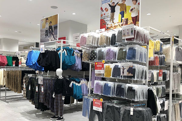 GU高槻阪急店KIDS売場