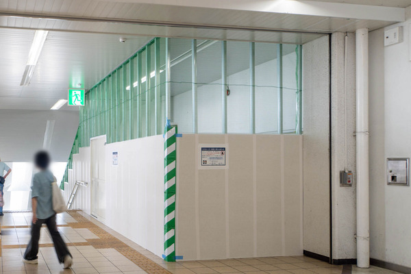 エスカレーター20240906110444