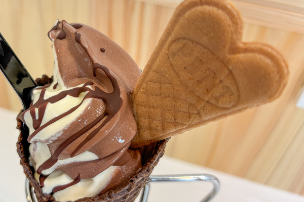 レオニダス16