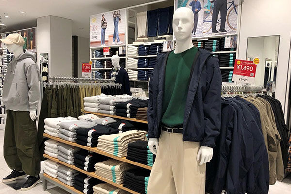 GU高槻阪急店MENS売場