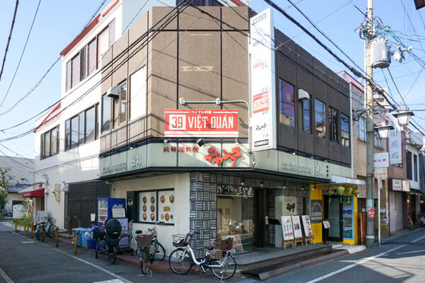 城北通に「焼き鳥と土鍋めし うっちゃり」って居酒屋ができるみたい。6月下旬から7月上旬オープン予定