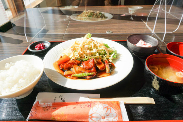 にんにん食堂グルメ-202201241-3