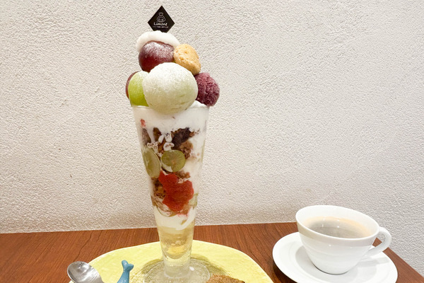 茨木市太田 Limone ぶどうとルバーブのオッティモパフェ