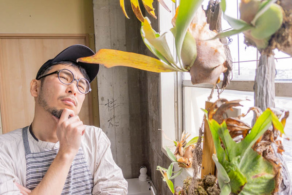 お店の人23021014