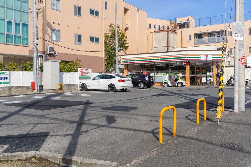 竹の内町のセブンイレブンがリニューアルオープンしてる。レジの支払いがセルフに 高槻つーしん