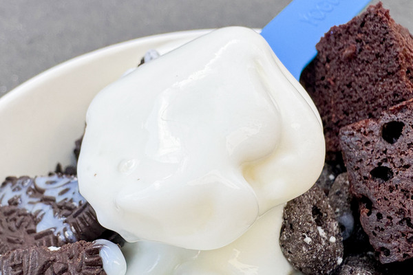 高槻市高槻町 YOGURTWORLD ヨーグルトアイス