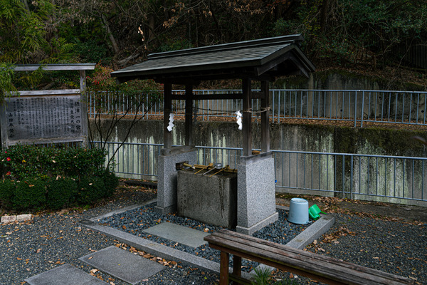 摂津一の宮神社-2012217