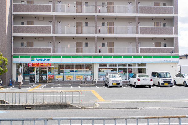 ファミマ20250415101346