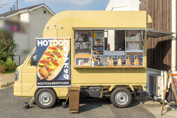 高槻市に「ROUTE 24 KITCHEN」ってホットドッグのキッチンカーが