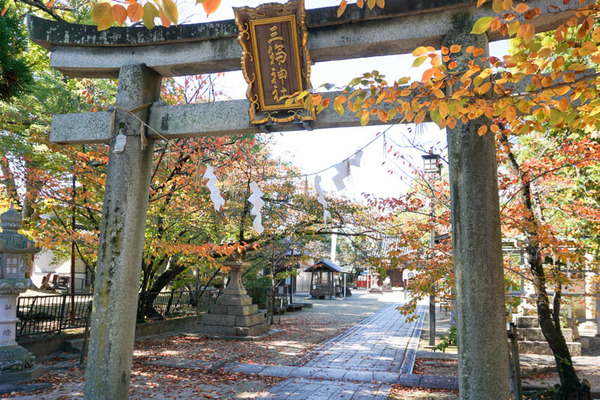 三輪神社-202211071