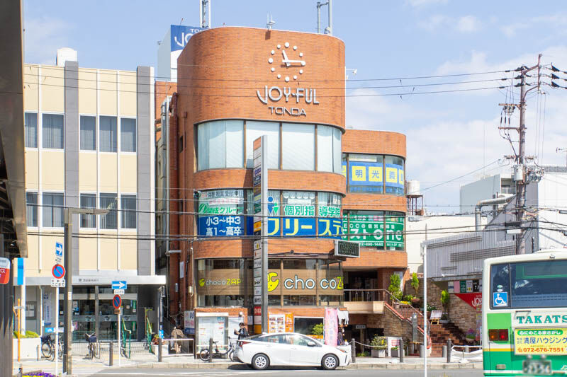 JR摂津富田ちかくにライザップによるコンビニジム「chocoZAP（チョコ