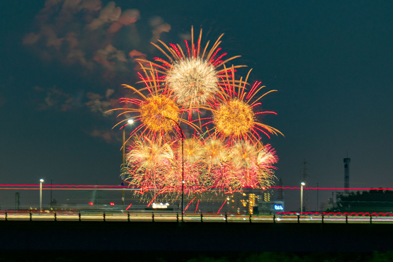 高槻から今「JAPAN FIREWORKS EXPO 未来につなぐ希望の花火」見えてる