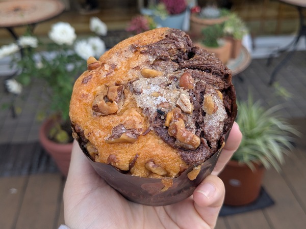 PXL_20251210_005905477