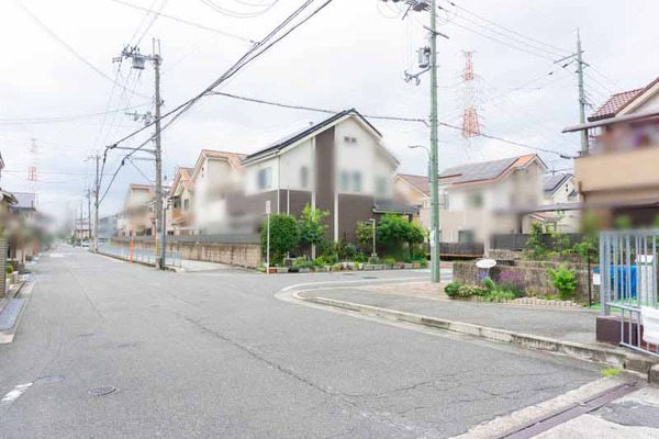 高槻南高校跡芝生町-202109163