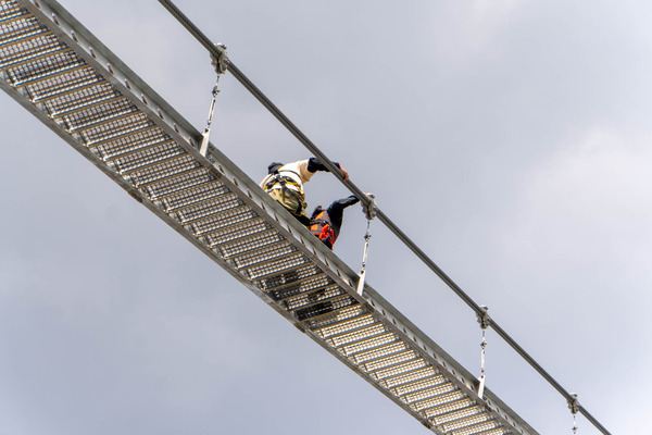 GRAVITATE20250407130454