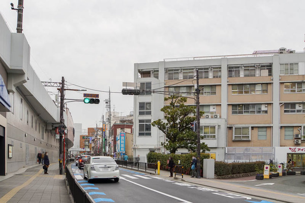 アイン薬局20230207042548