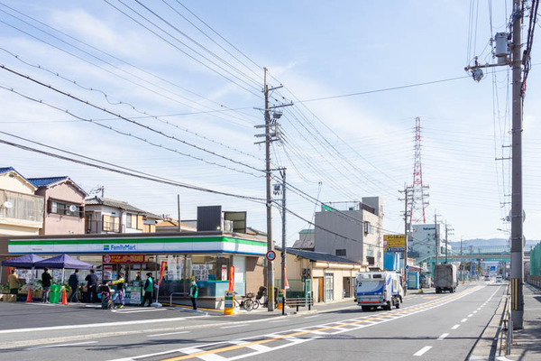ファミリーマート五月田町(小)2103048
