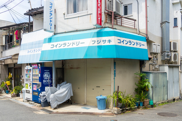 コインランドリー-2106073
