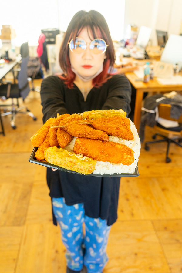 メガ盛りマンモス弁当2-22041216