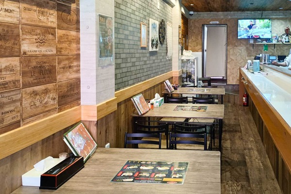 門真市野里町 Sai Bar n Restaurant