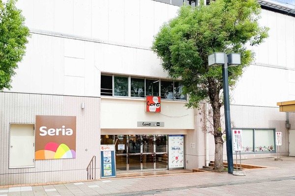 門真市幸福町 コア古川橋 靴のヒラキ コア古川橋店