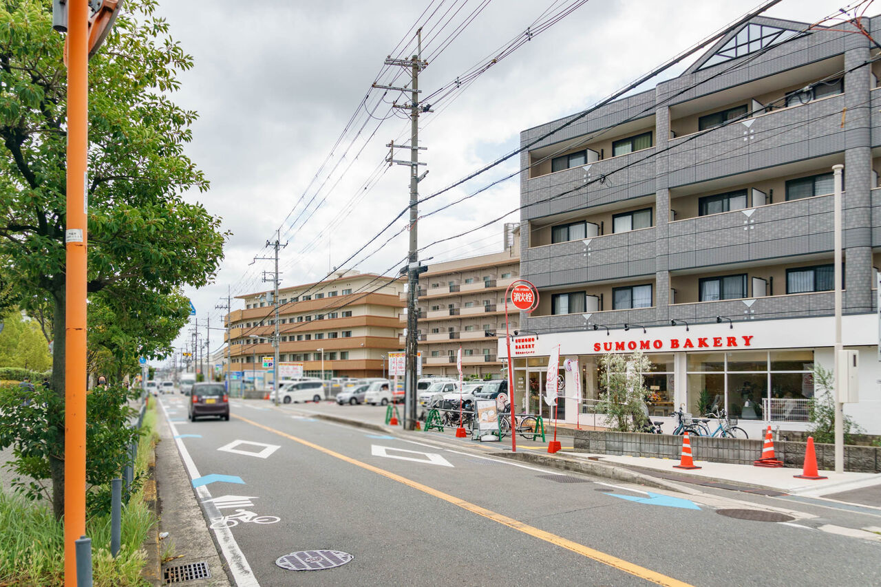 門真試験場ちかくにつくってた関西初出店のパン屋さん Sumomo Bakery がオープンしてる 守口つーしん